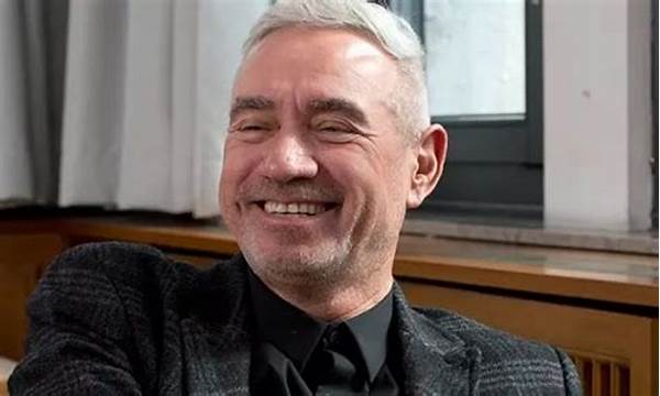 Prominent New-generation Writers